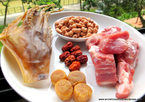 Dried Scallop and Lotus Root Soup: A Delicious and Nutritious Chinese Dish